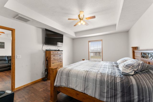 735 S Water Street, Seymour, MO 65746