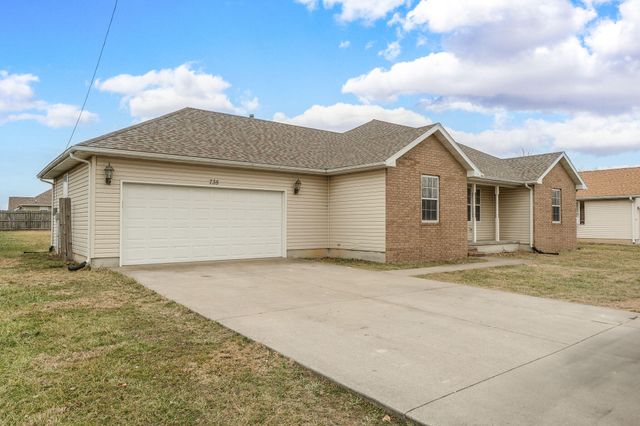 735 S Water Street, Seymour, MO 65746