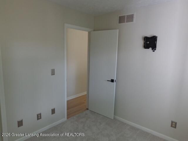 5041 W Willoughby Road 7, Holt, MI 48842