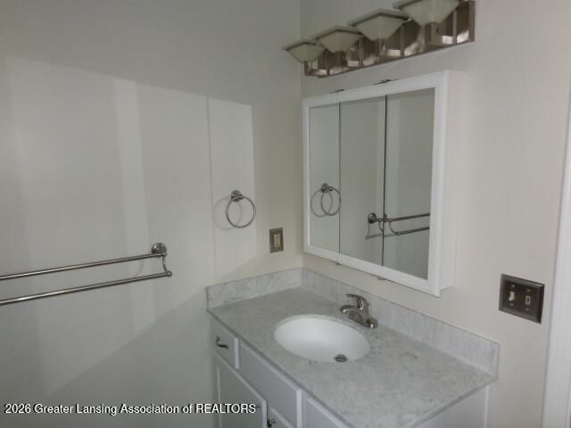 5041 W Willoughby Road 7, Holt, MI 48842