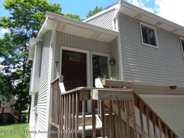 5041 W Willoughby Road 7, Holt, MI 48842