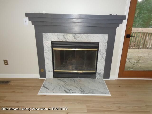 5041 W Willoughby Road 7, Holt, MI 48842