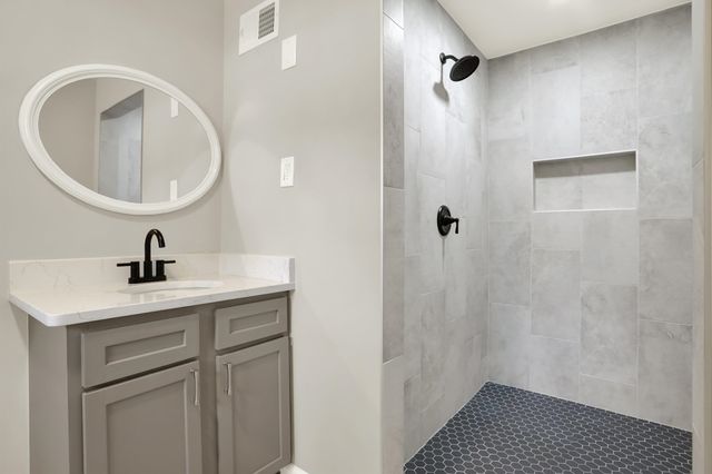 5188 GWYNNE RD, Memphis, TN 38117