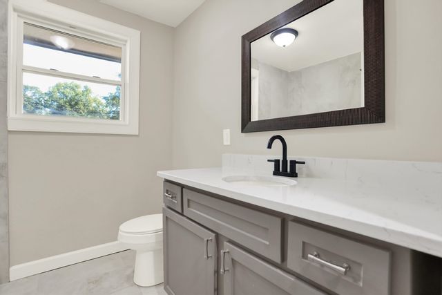 5188 GWYNNE RD, Memphis, TN 38117