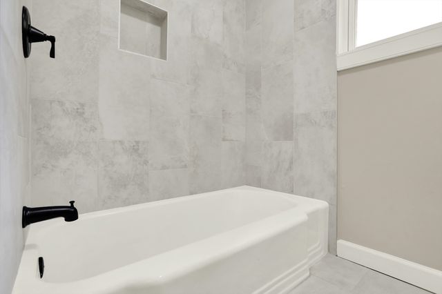 5188 GWYNNE RD, Memphis, TN 38117