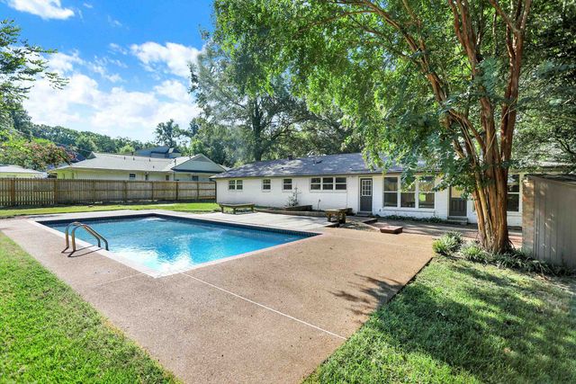 5188 GWYNNE RD, Memphis, TN 38117