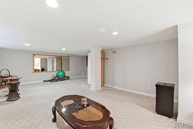 13178 Royal Pines Drive 3, Maryland Heights, MO 63146