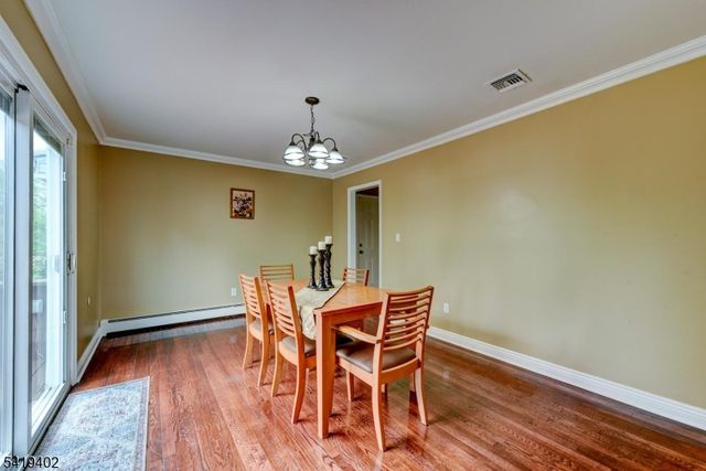 6 Linda St, Parsippany-troy Hills Twp., NJ 07054