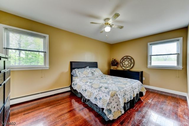 6 Linda St, Parsippany-troy Hills Twp., NJ 07054
