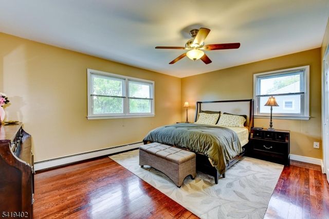 6 Linda St, Parsippany-troy Hills Twp., NJ 07054