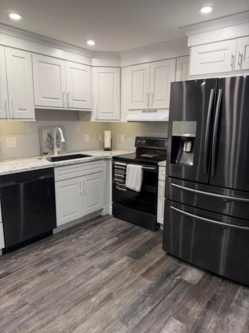 387 Mansfield J, Boca Raton, FL 33434