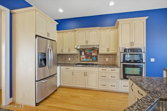 1064 Golden Sands Way, Leland, NC 28451