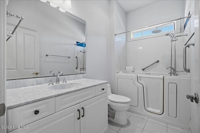 1064 Golden Sands Way, Leland, NC 28451