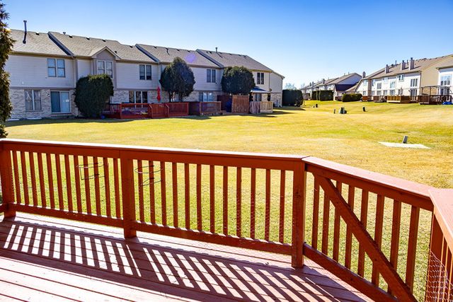 65 Aegina Court, Tinley Park, IL 60477