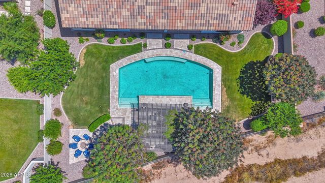 7098 S PORTLAND Avenue, Gilbert, AZ 85298