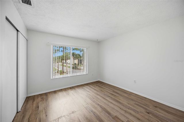 2752 HIDDEN LAKE BOULEVARD C, Sarasota, FL 34237