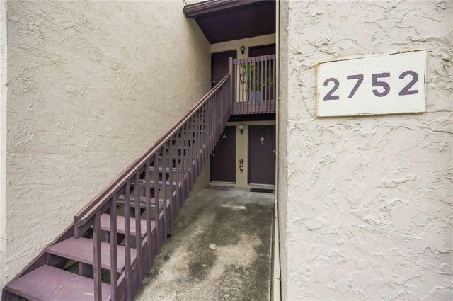 2752 HIDDEN LAKE BOULEVARD C, Sarasota, FL 34237