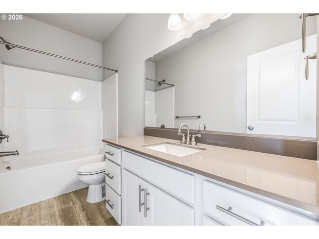 435 S Elm St, Yamhill, OR 97148