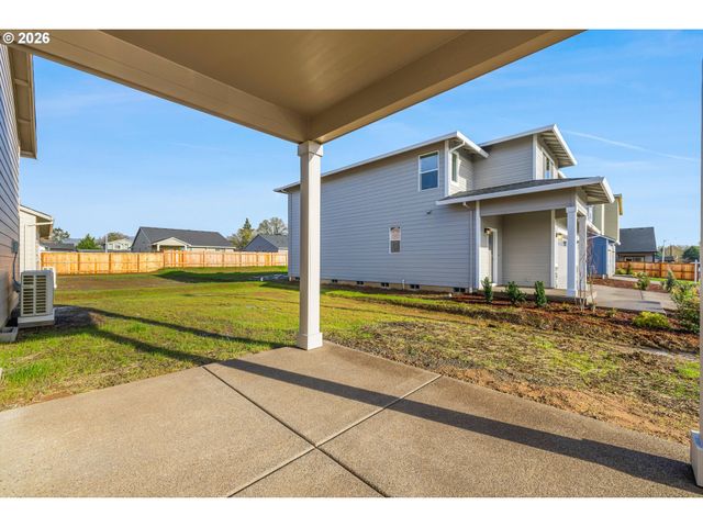 435 S Elm St, Yamhill, OR 97148