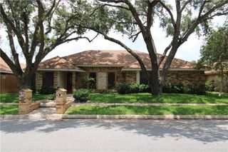 2420 Swallow Avenue, Mcallen, TX 78504