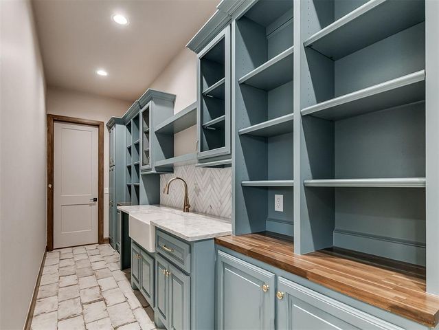3222 Red Ridge Drive, Blanchard, OK 73010