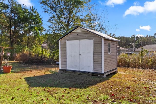 12568 County Line, Moundville, AL 35474