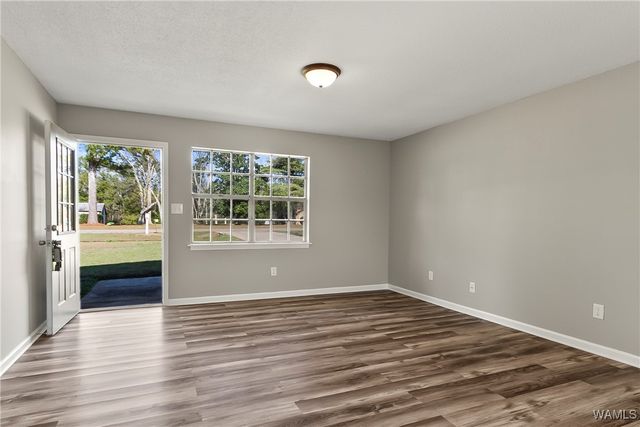 12568 County Line, Moundville, AL 35474