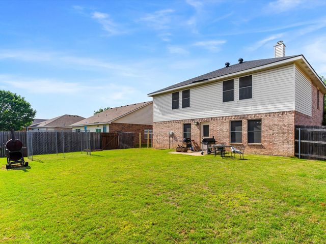 1129 Switchgrass Lane, Crowley, TX 76036