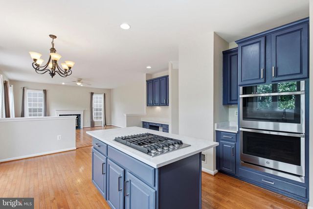 7608 MCWEADON LN, Springfield, VA 22150