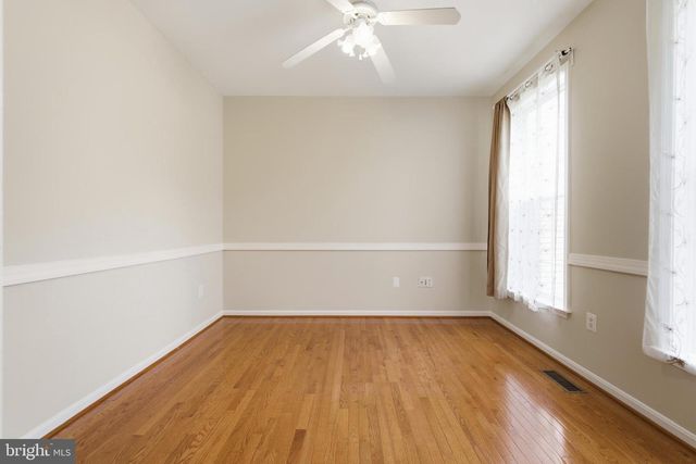 7608 MCWEADON LN, Springfield, VA 22150