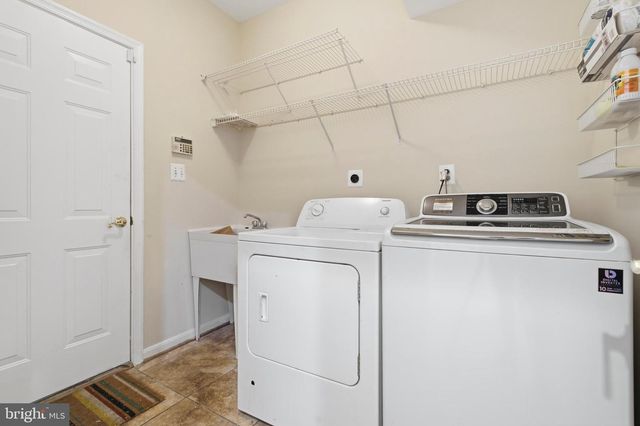 7608 MCWEADON LN, Springfield, VA 22150
