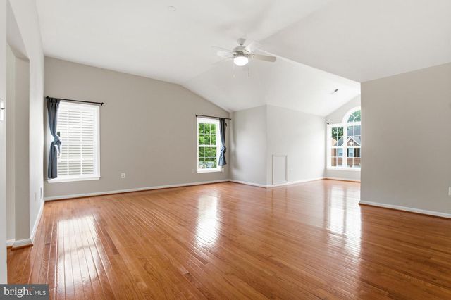 7608 MCWEADON LN, Springfield, VA 22150