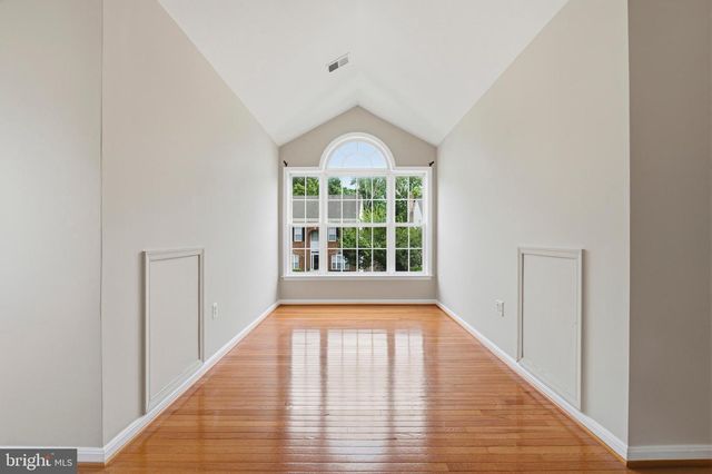 7608 MCWEADON LN, Springfield, VA 22150