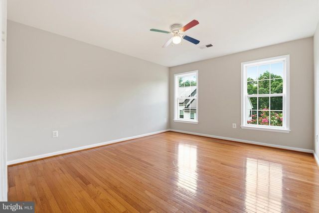 7608 MCWEADON LN, Springfield, VA 22150