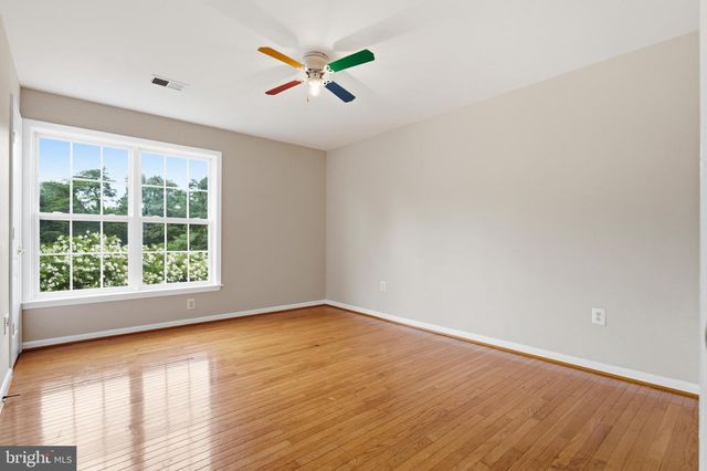 7608 MCWEADON LN, Springfield, VA 22150