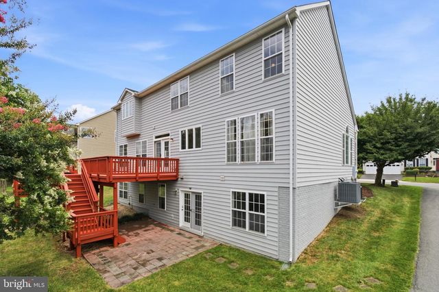 7608 MCWEADON LN, Springfield, VA 22150
