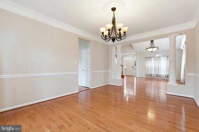 7608 MCWEADON LN, Springfield, VA 22150