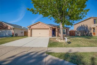 636 Noble Grove Lane, Fort Worth, TX 76140