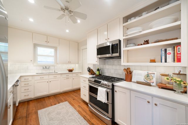 180 Claywell Dr, Alamo Heights, TX 78209