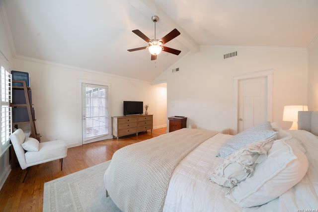 180 Claywell Dr, Alamo Heights, TX 78209