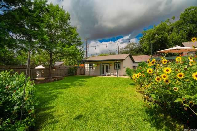 180 Claywell Dr, Alamo Heights, TX 78209