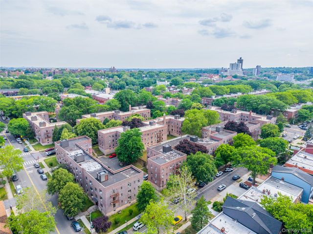 144-36 78th Avenue 2D, Flushing, NY 11367