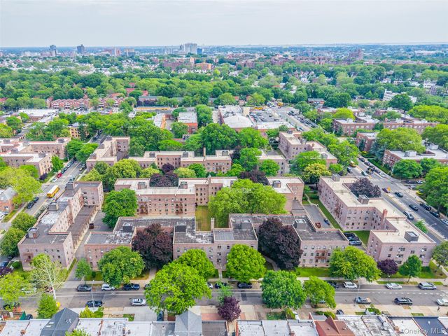 144-36 78th Avenue 2D, Flushing, NY 11367