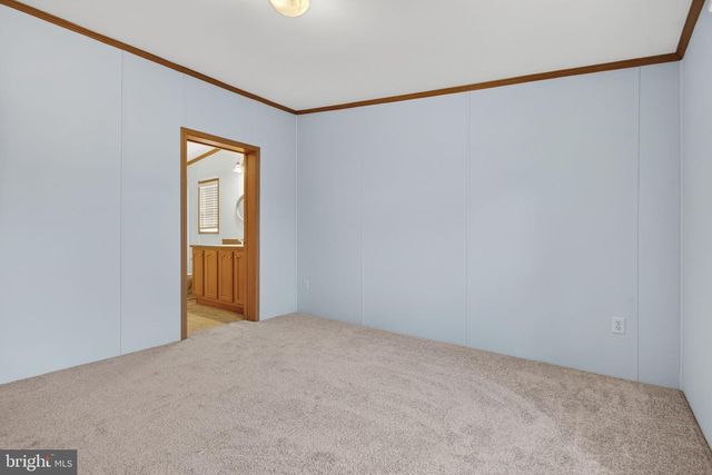 723 SHERRY LN, Lancaster, PA 17601