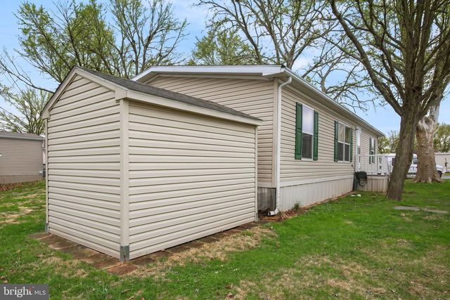 723 SHERRY LN, Lancaster, PA 17601