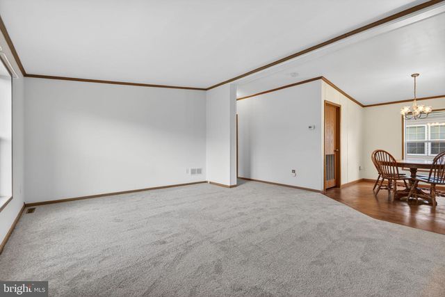 723 SHERRY LN, Lancaster, PA 17601