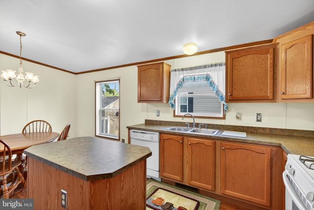 723 SHERRY LN, Lancaster, PA 17601