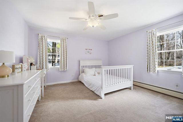 11 Osborne Court, Mahwah, NJ 07430