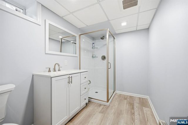 11 Osborne Court, Mahwah, NJ 07430