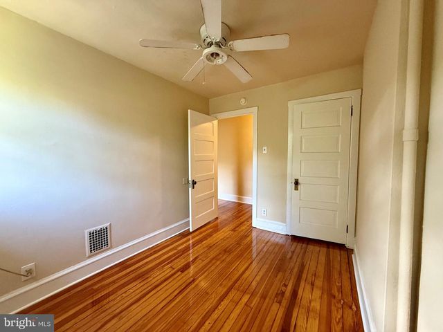 2105 GILLES ST, Wilmington, DE 19805